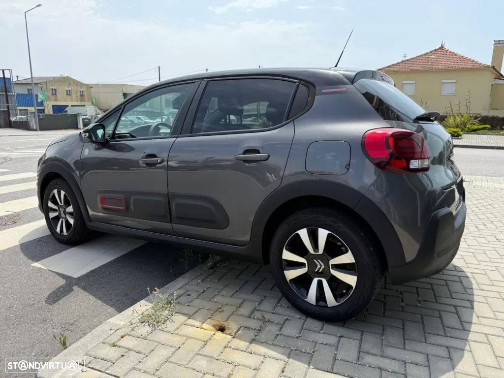 Citroën C3 1.2 PureTech Shine - 2