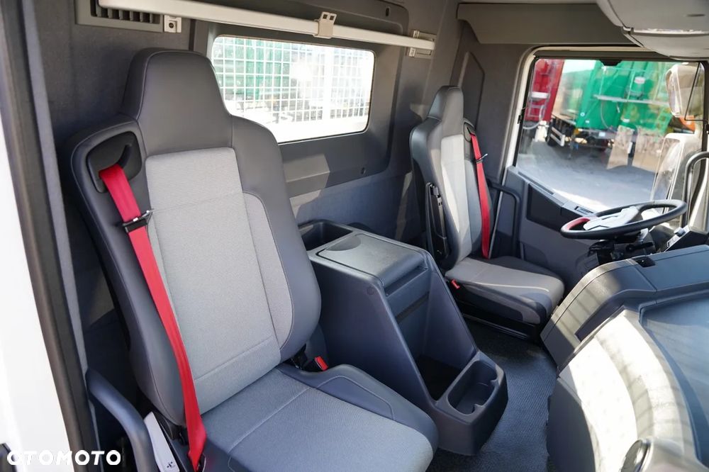 Renault C 430 / 6x4 / SKRZYNIOWY 7,2 M + HDS FASSI F215A / WYSÓW 10 M / STEROWANIE RADIOWE / WIDŁY / ROTATOR - 36