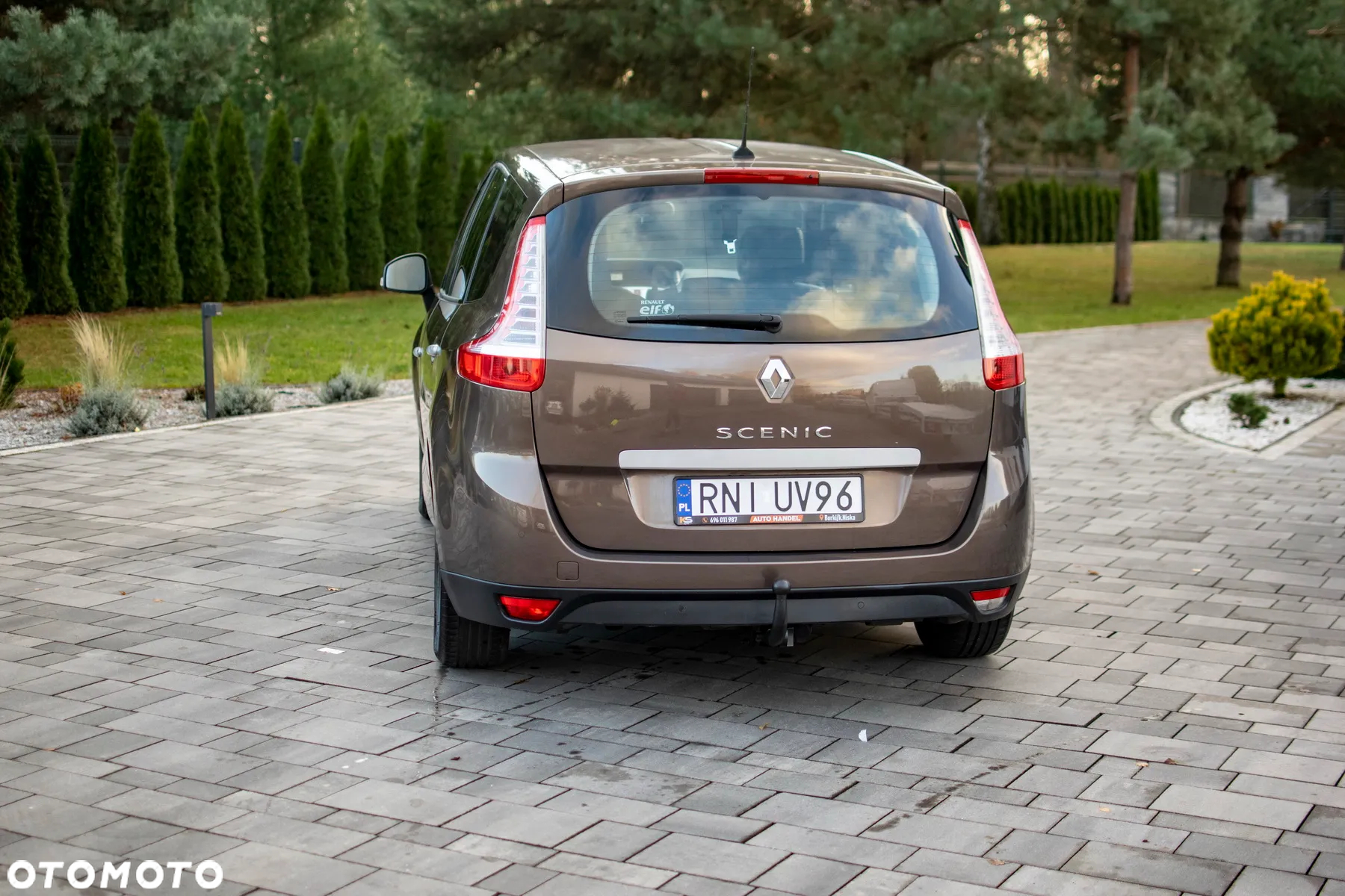 Renault Grand Scenic - 27