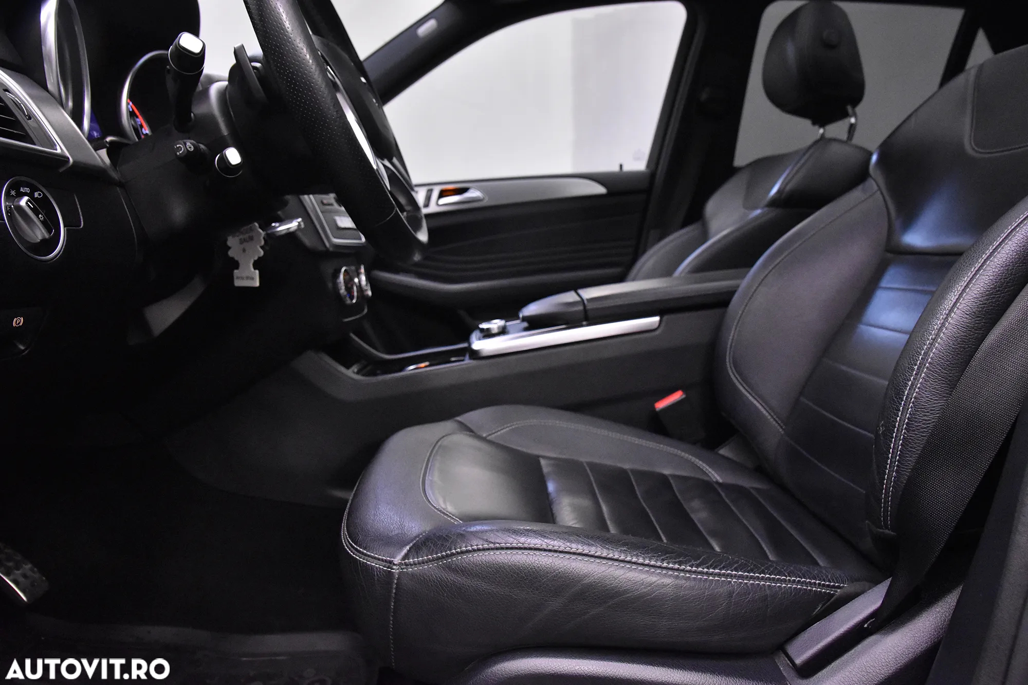 Mercedes-Benz ML 350 BlueTec 4MATIC Aut - 26
