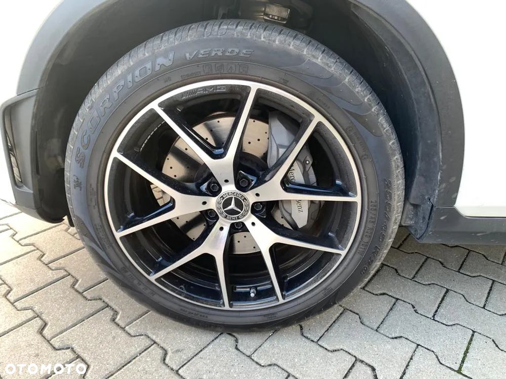 Mercedes-Benz GLC 200 4-Matic - 21