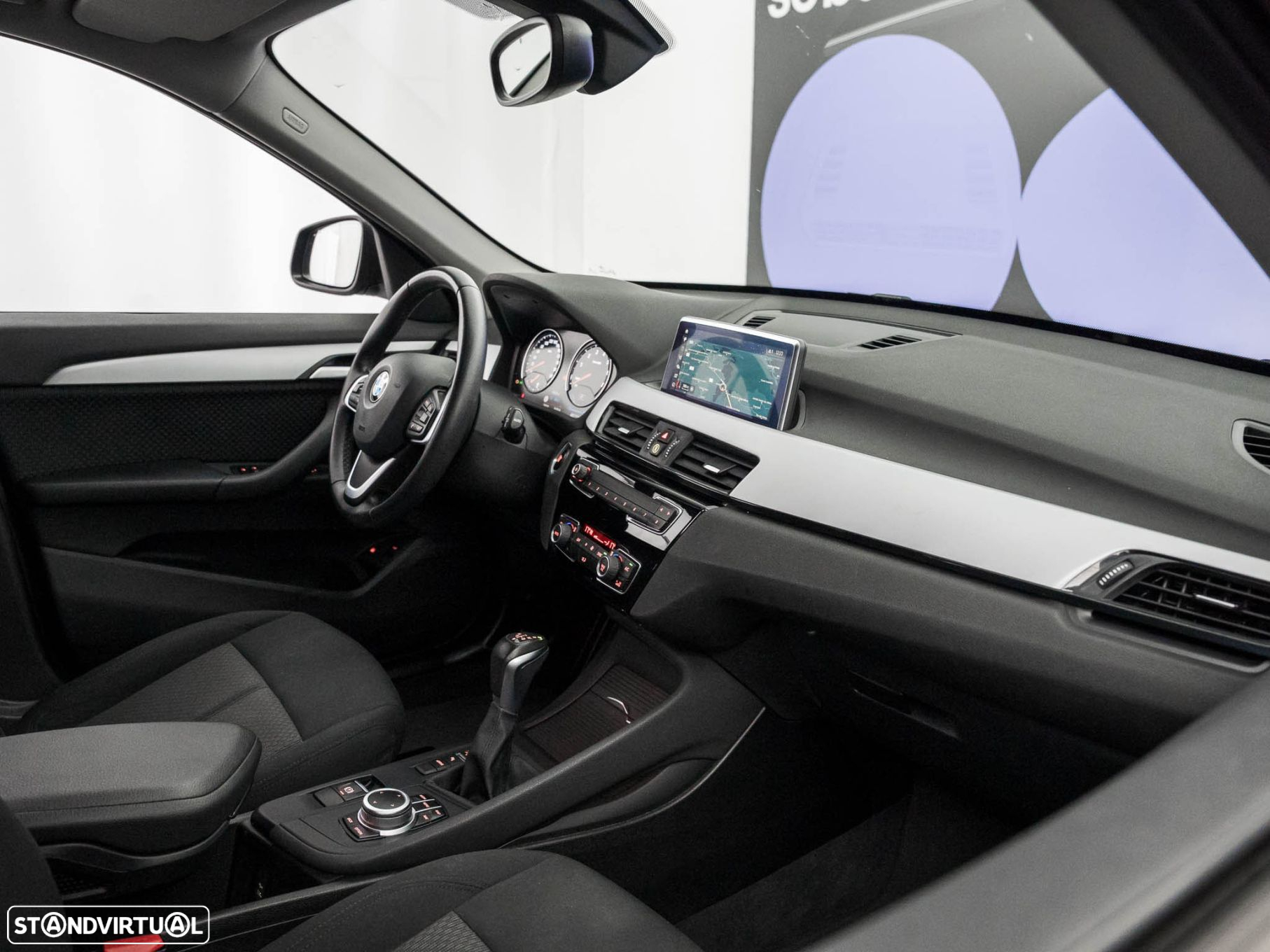 BMW X1 25 e xDrive Corporate Edition - 15