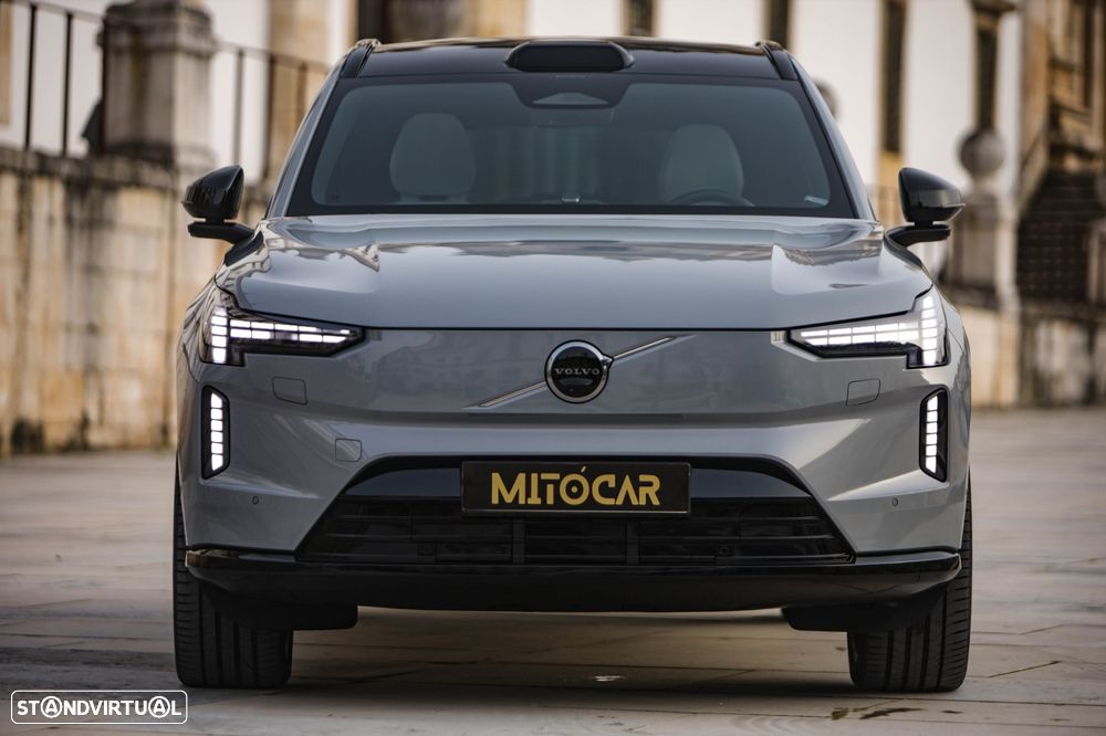 Volvo EX90 Twin Performance AWD Plus (7L) - 13