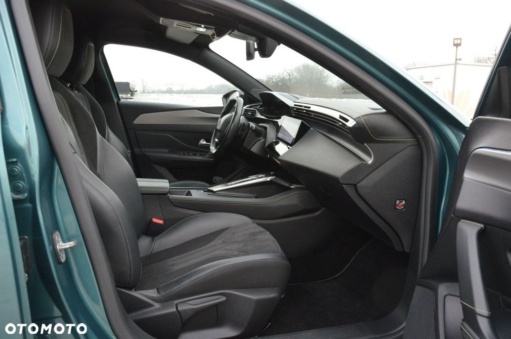 Peugeot 308 BlueHDi 130 EAT8 GT - 35