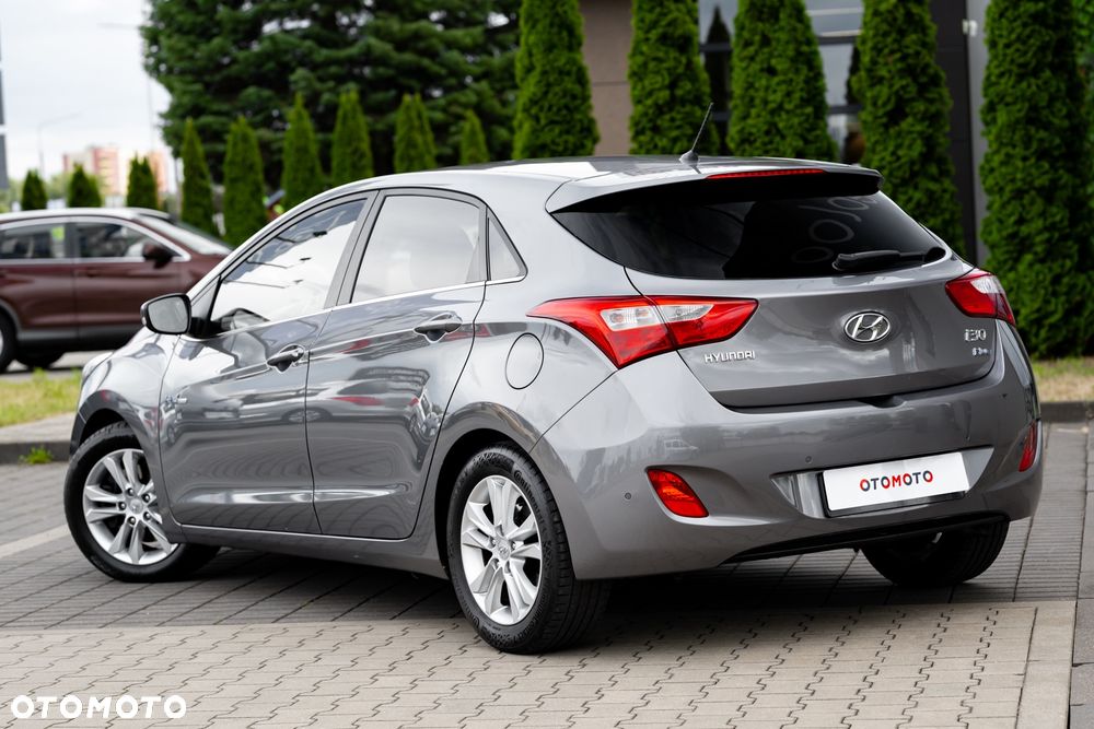 Hyundai i30 1.6 Trend - 9