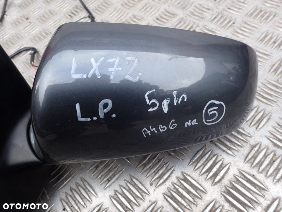 LUSTERKO LEWE AUDI A4 B6 LX7Z 5 PIN RADOM - 2