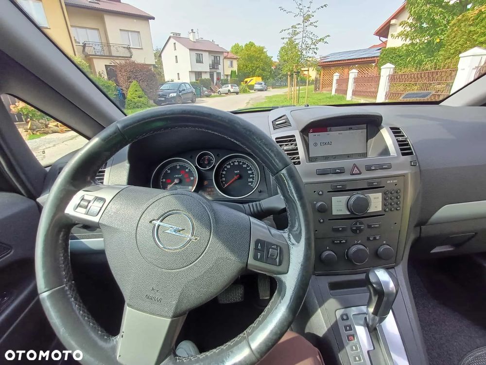 Opel Zafira 1.9 CDTI Sport ActiveSelect - 6