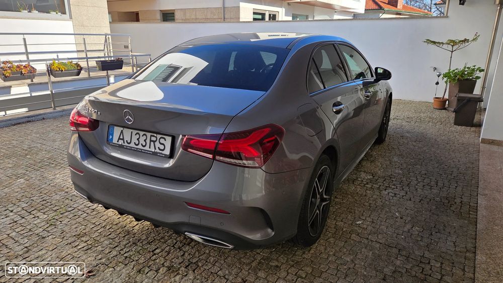 Mercedes-Benz A 250 Limousine e AMG Line - 3