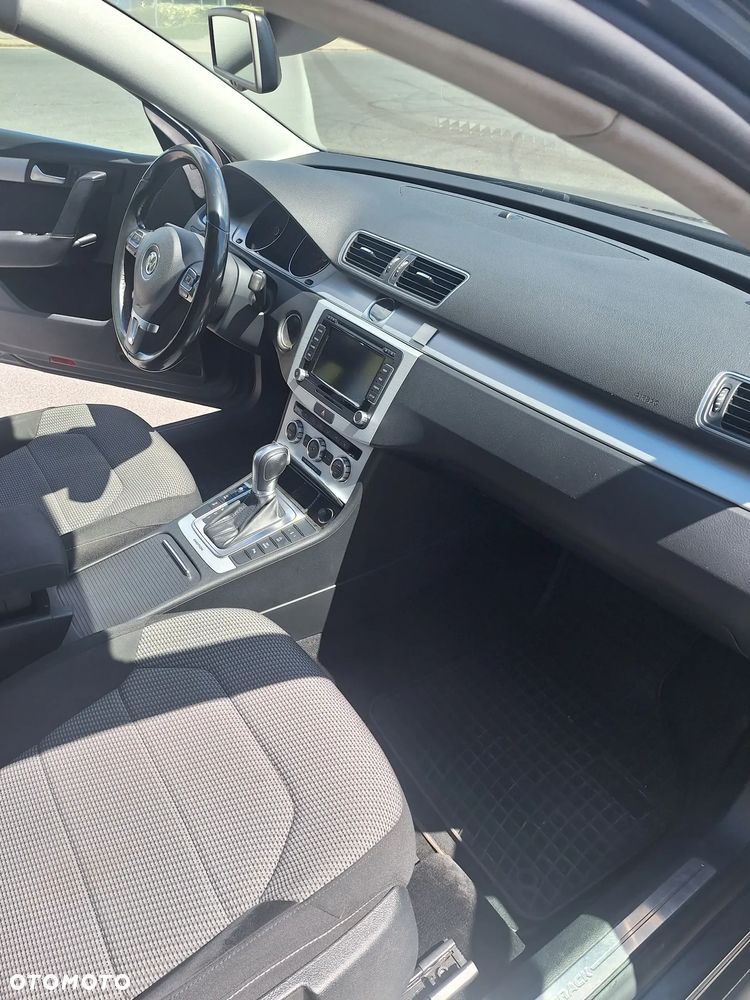 Volkswagen Passat 2.0 TDI 4Motion DSG BlueMotion Tech R-Line - 7