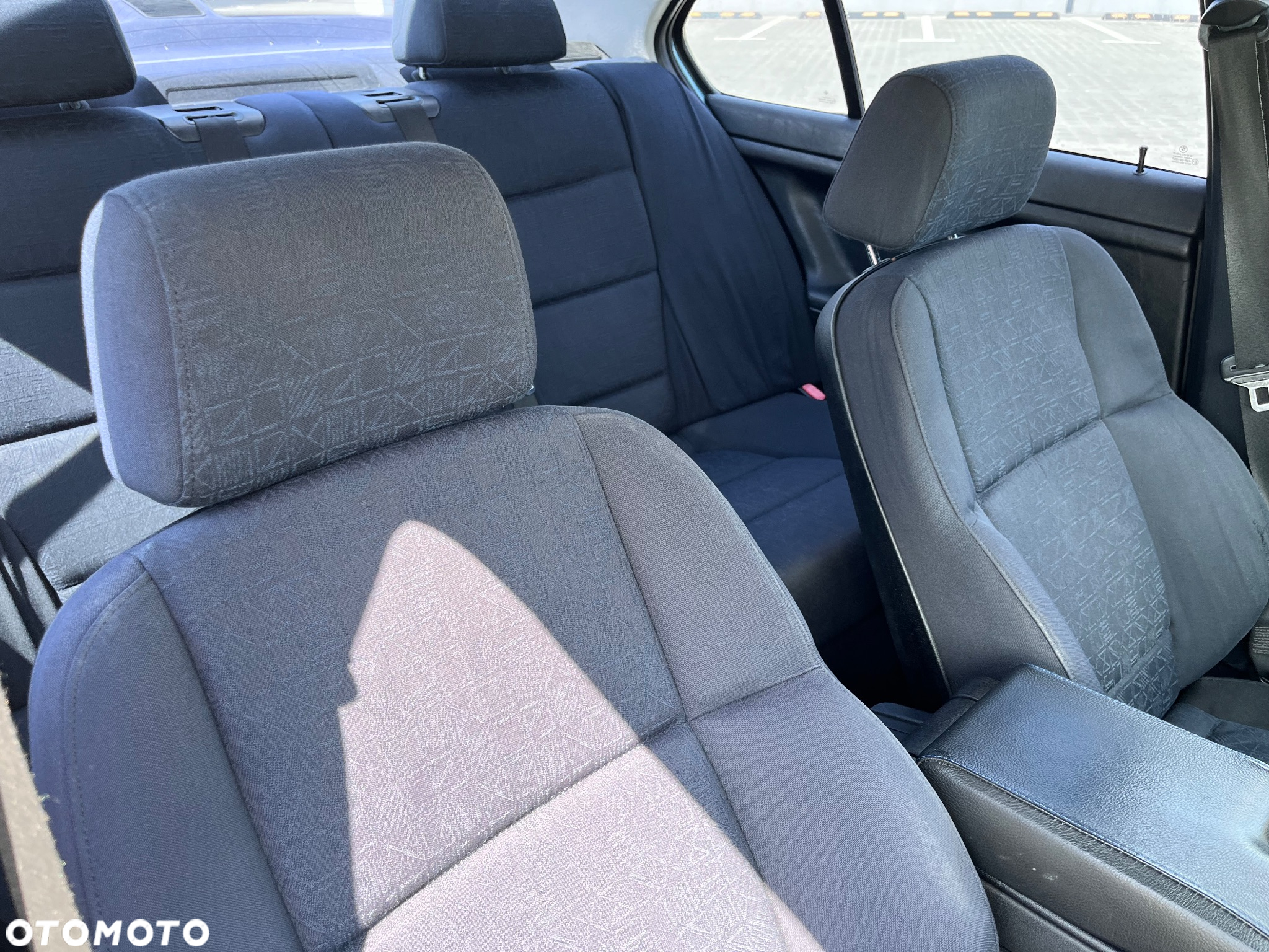 BMW Seria 3 328i - 12