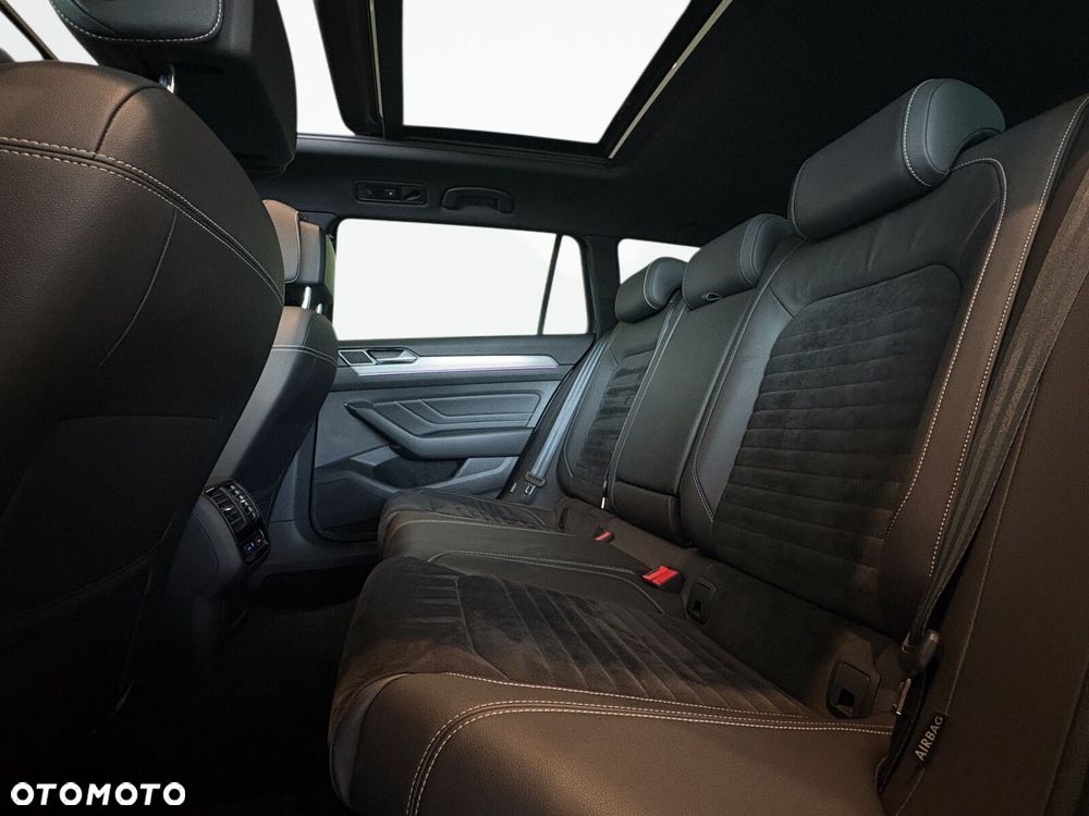 Volkswagen Passat Variant - 25