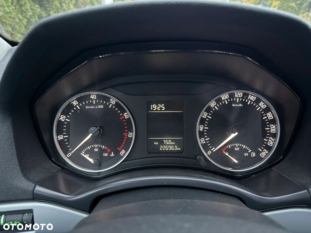 Skoda Octavia 1.4 TSI Ambiente - 19