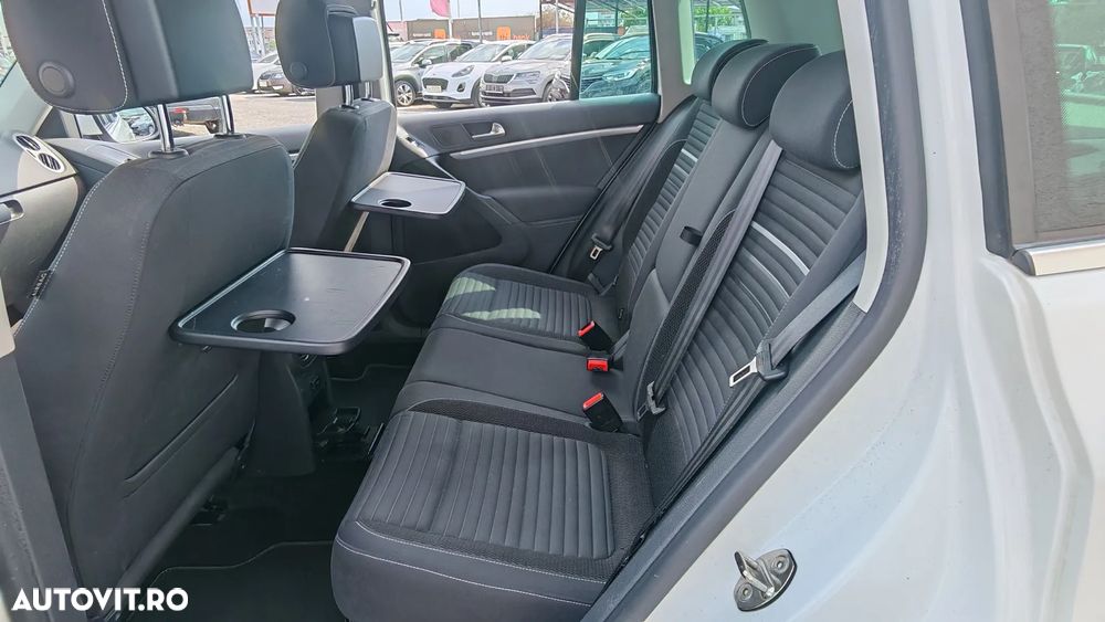 Volkswagen Tiguan 2.0 TDI DPF 4Motion DSG Cup Sport & Style - 12