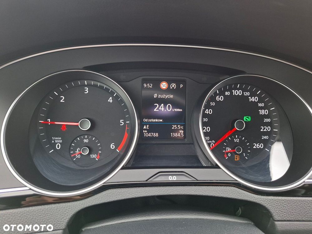 Volkswagen Passat - 20