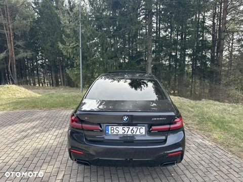 BMW Seria 5 M550i xDrive sport - 19