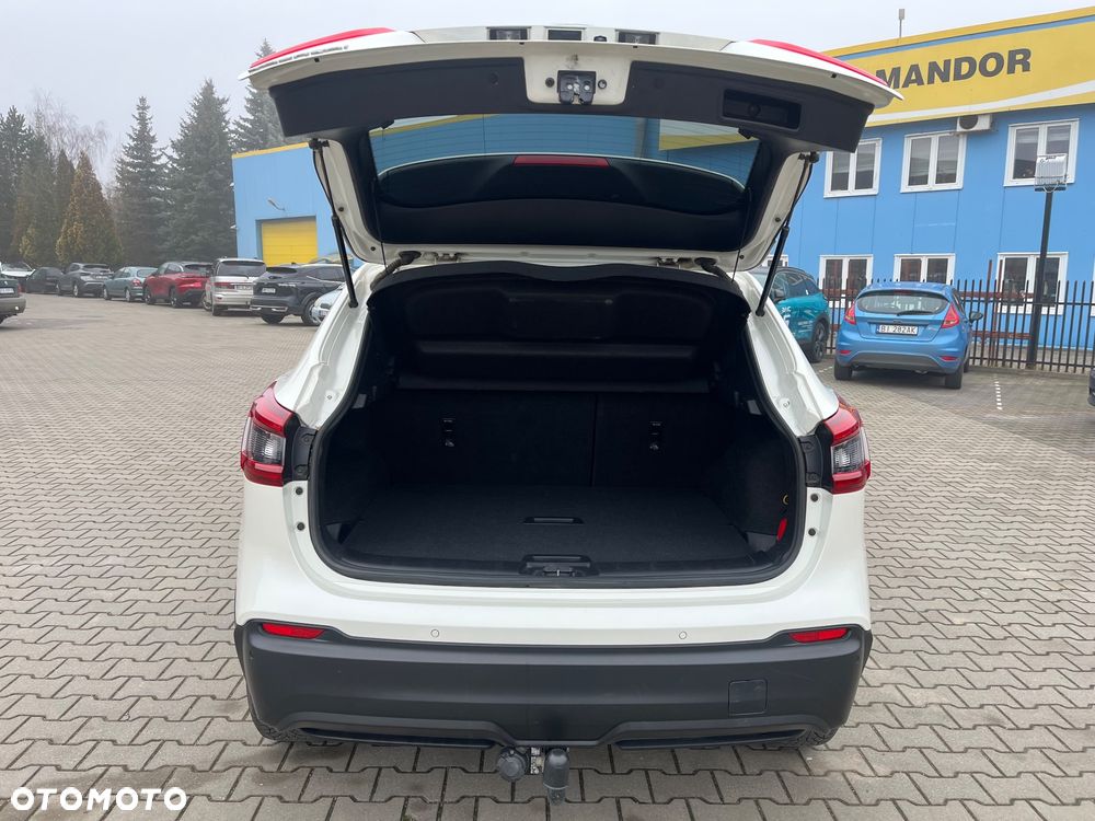 Nissan Qashqai 1.3 DIG-T ACENTA - 11