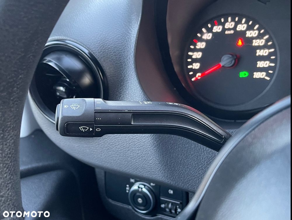 Mercedes-Benz Sprinter - 26