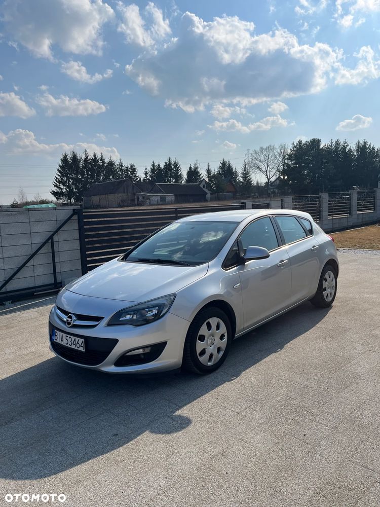 Opel Astra - 1