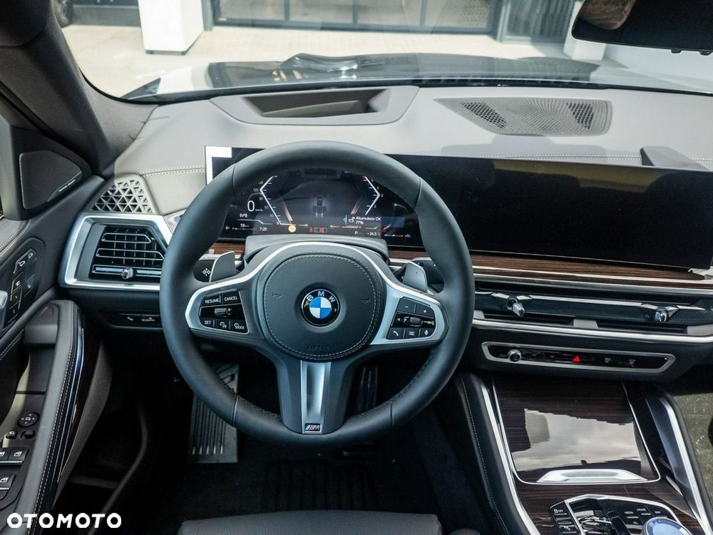 BMW X6 - 16