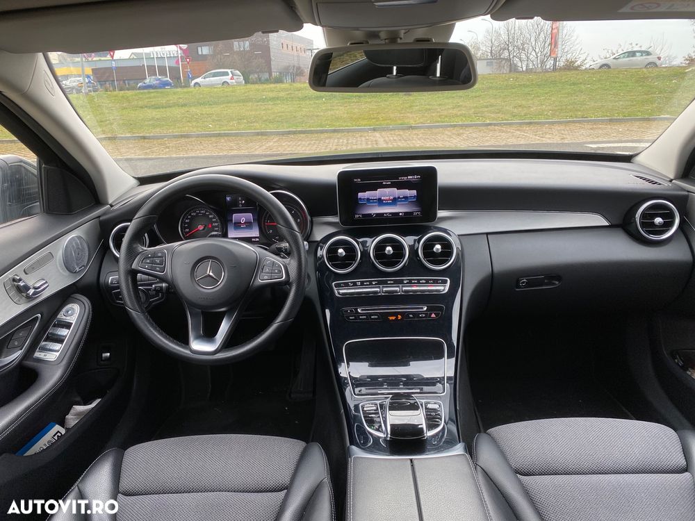 Mercedes-Benz C 220 d 4Matic 9G-TRONIC Avantgarde - 6