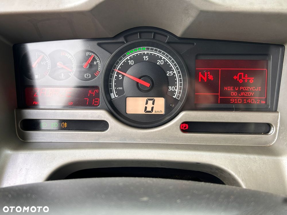 Renault PREMIUM - 16