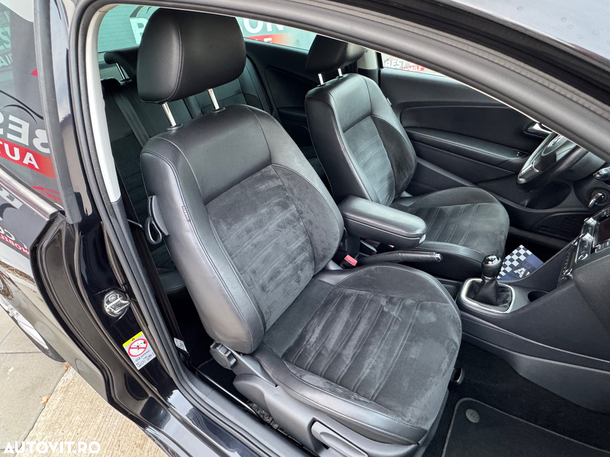 Volkswagen Polo 1.6 TDI Highline - 7