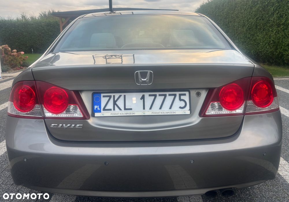 Honda Civic - 4
