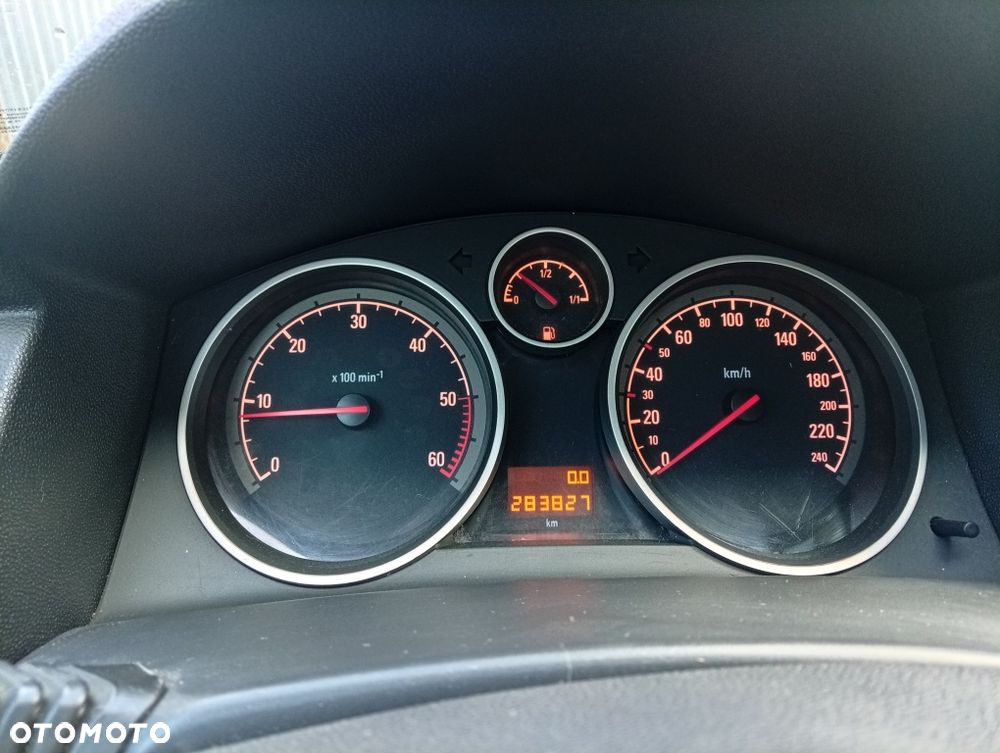 Opel Astra - 11