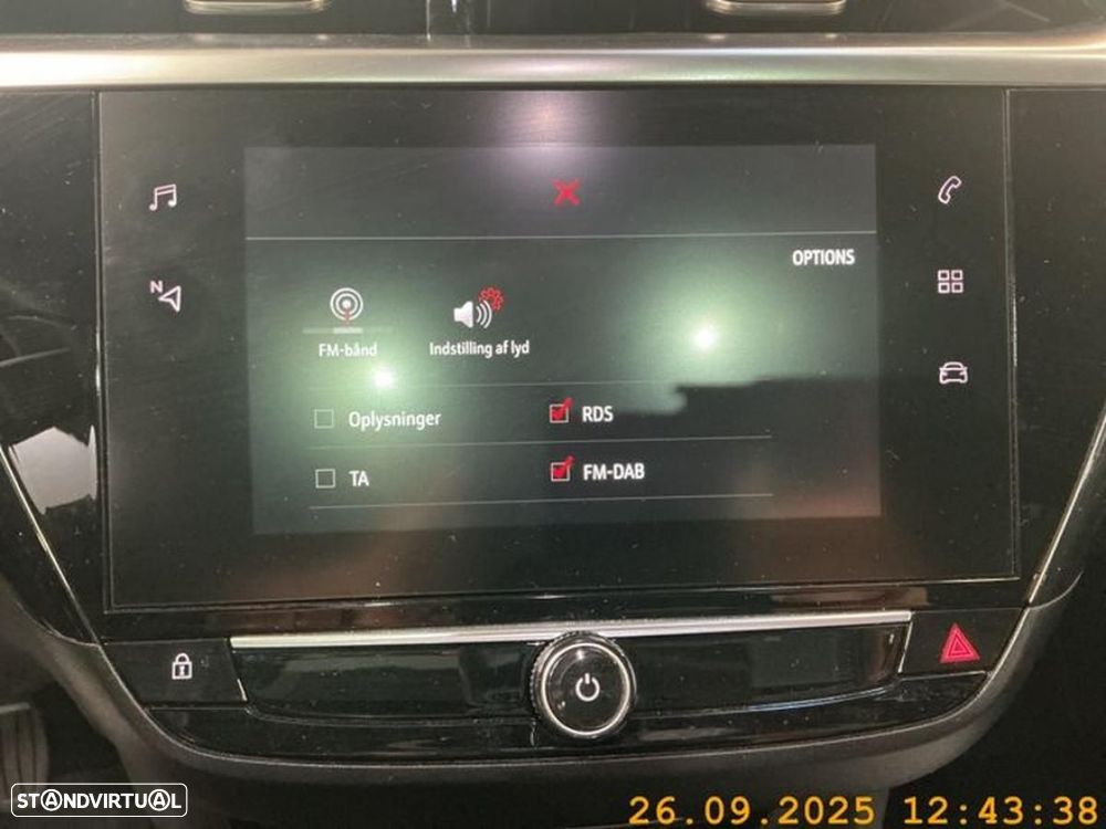 Opel Corsa 1.2 T GS - 9