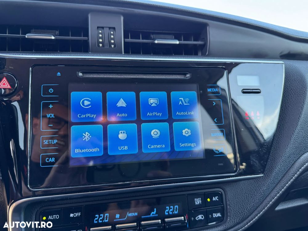 Toyota Auris 1.8 L VVT-i Hybrid Sol - 14