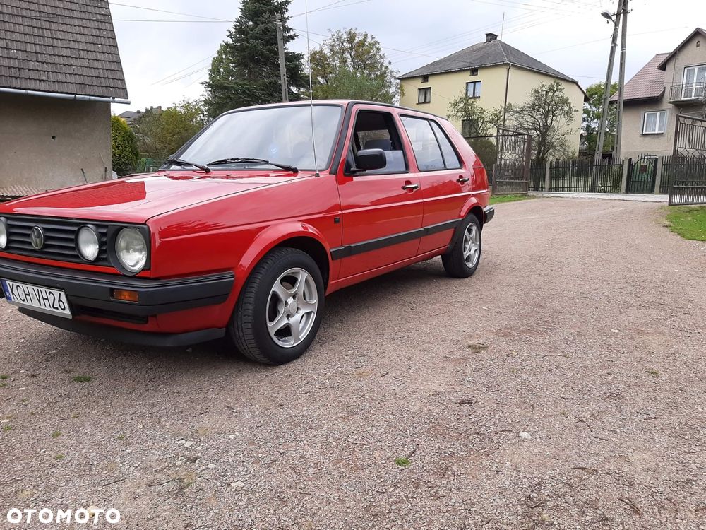 Volkswagen Golf 1.6 GL - 2