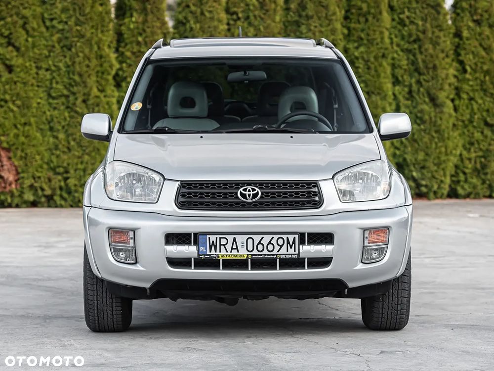 Toyota RAV4 - 3