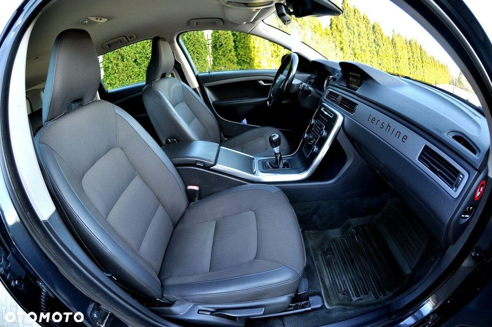 Volvo V70 2.5T Kinetic - 9