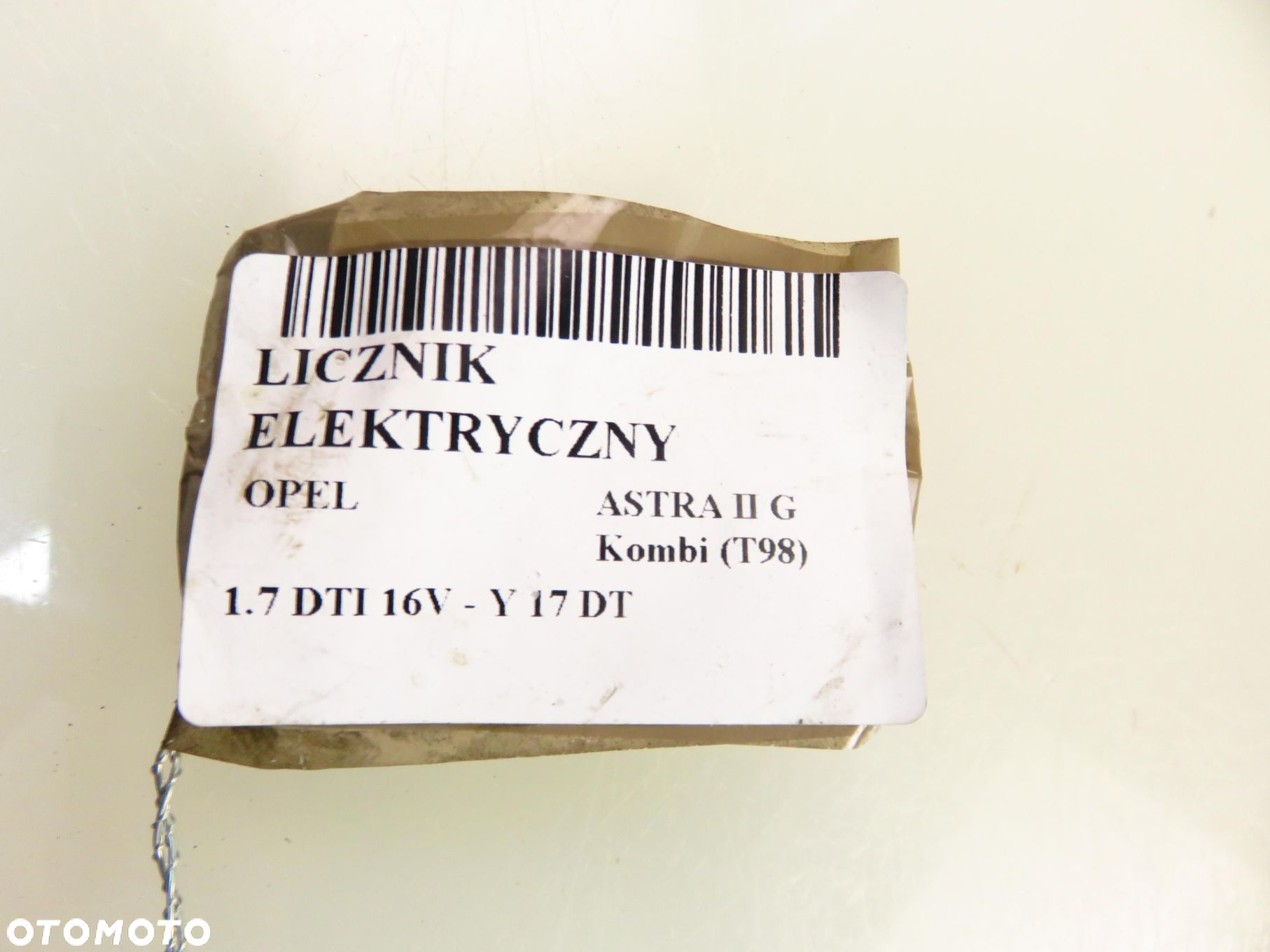 LICZNIK OPEL ASTRA II G Kombi (T98) 1.7 DTI 16V - Y 17 DT 09193335 - 2