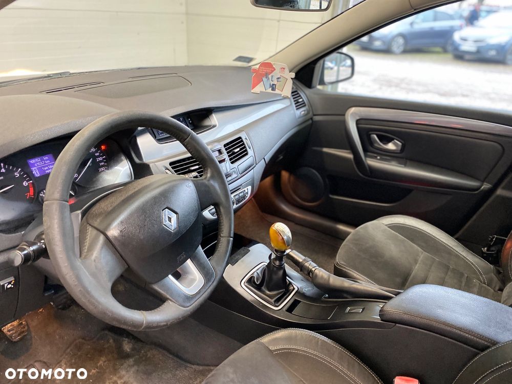 Renault Laguna 2.0 Authentique - 8