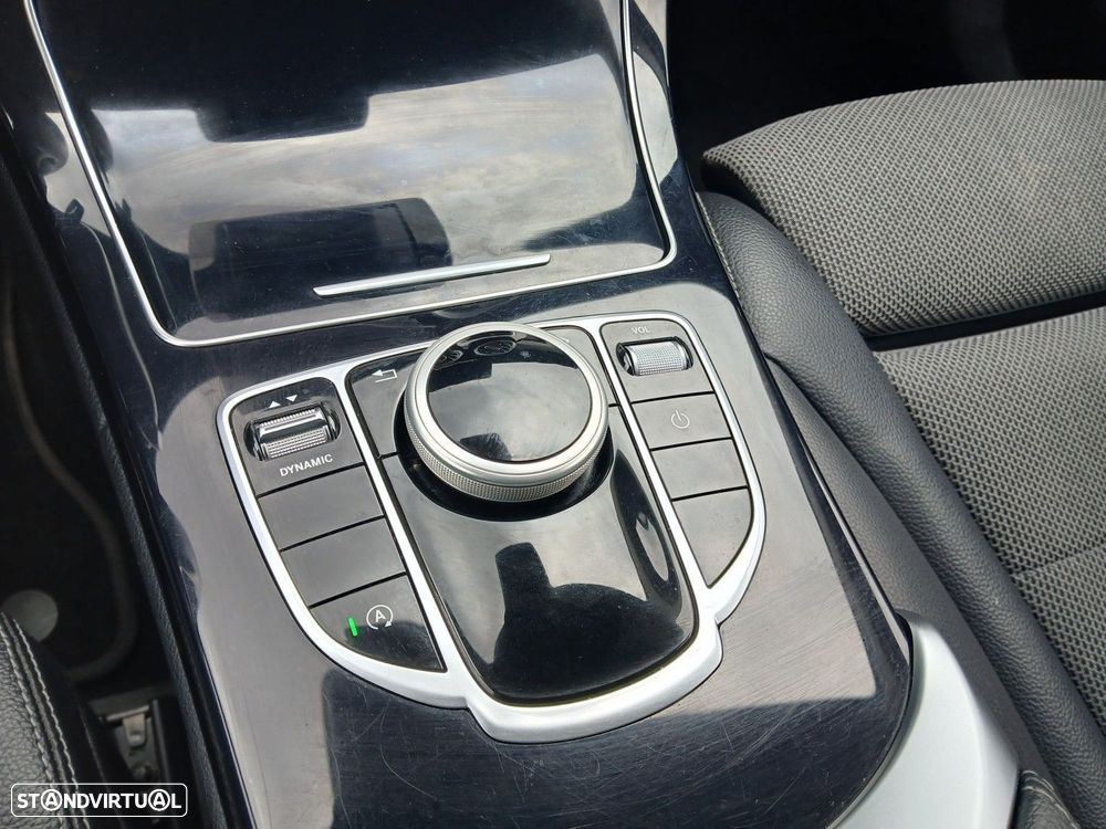 Mercedes-Benz C 220 d Avantgarde - 26
