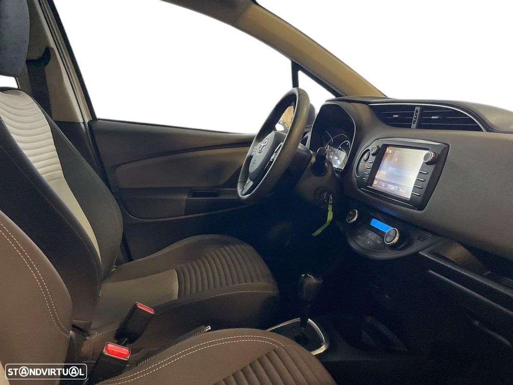 Toyota Yaris - 7