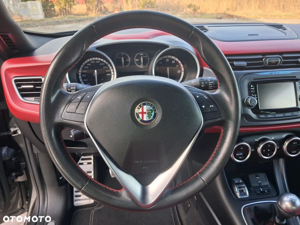 Alfa Romeo Giulietta 1.4 TB 16V Multiair Collezione - 17