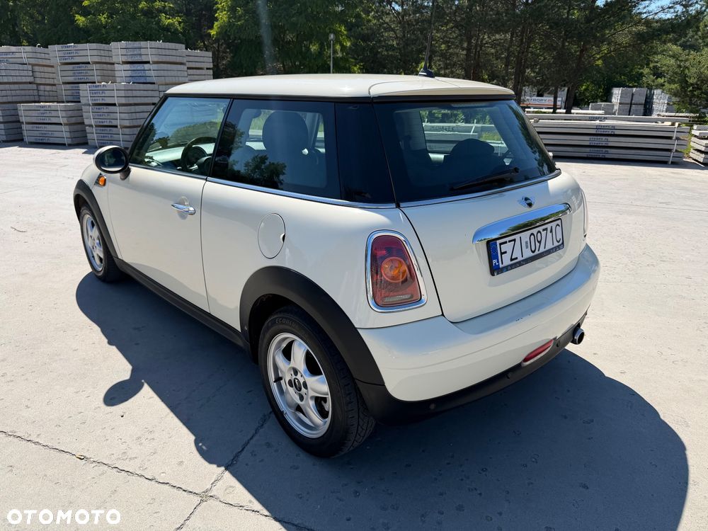 MINI ONE Standard - 6