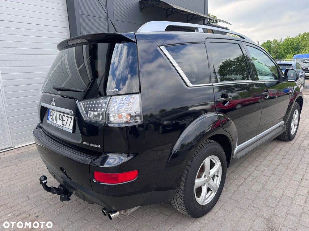 Mitsubishi Outlander 2.0 DID Instyle - 20