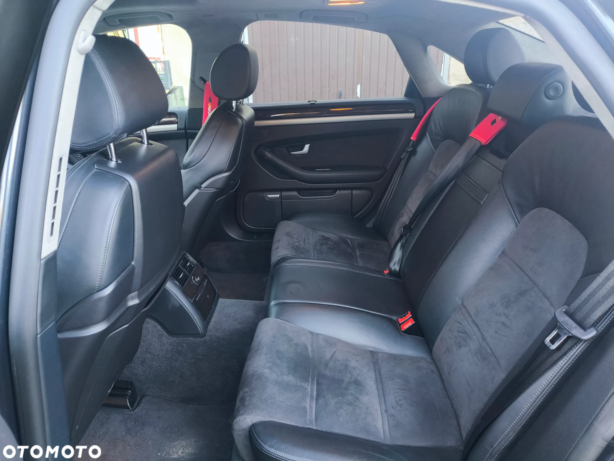 Audi A8 4.2 FSI Quattro - 11
