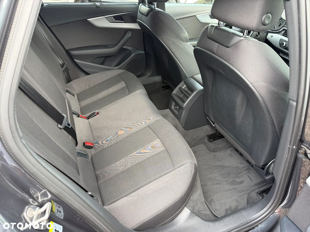 Audi A4 Avant 40 TDI quattro S tronic advanced - 34