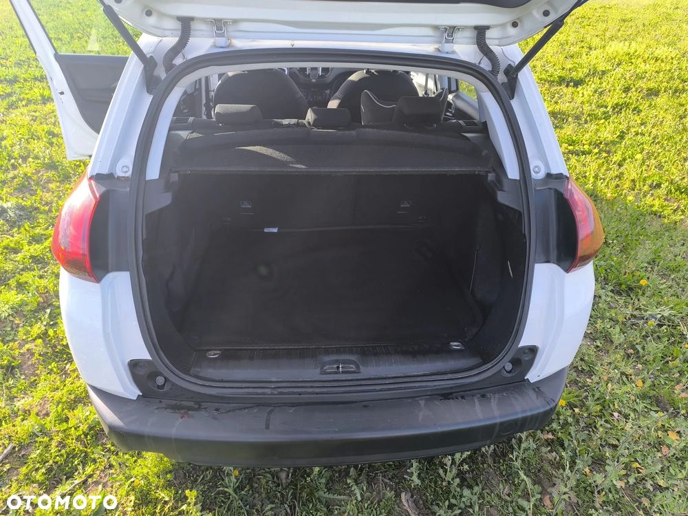 Peugeot 2008 BlueHDi 100 STOP & START Style - 11