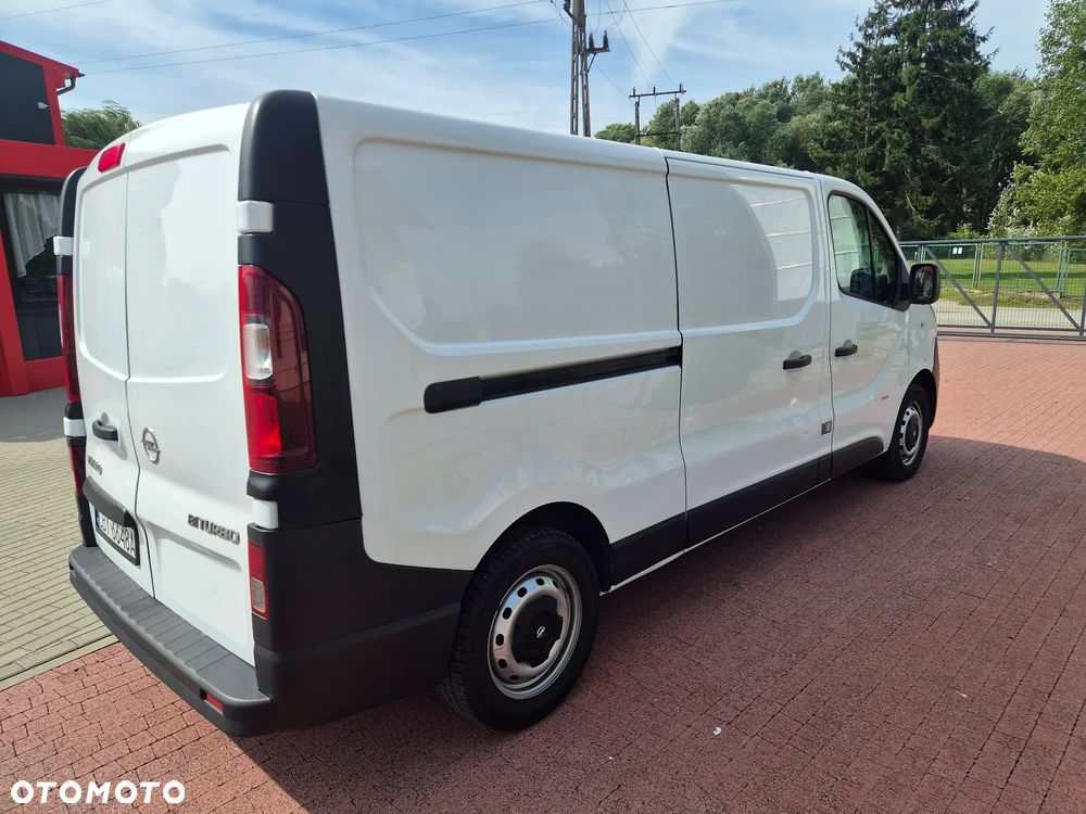 Opel Vivaro - 5