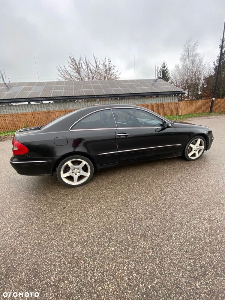 Mercedes-Benz CLK - 6