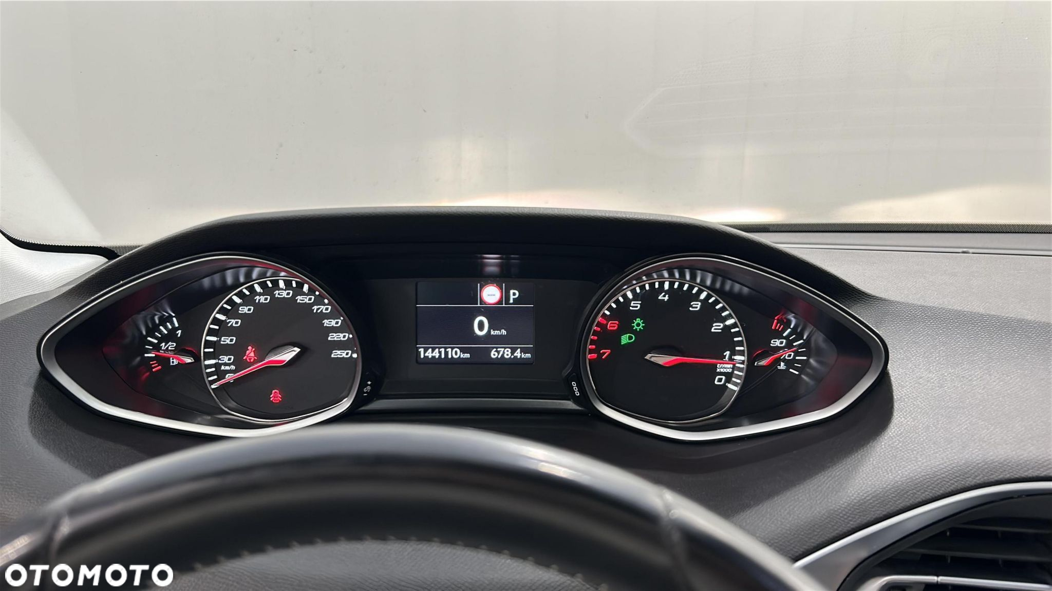 Peugeot 308 - 16