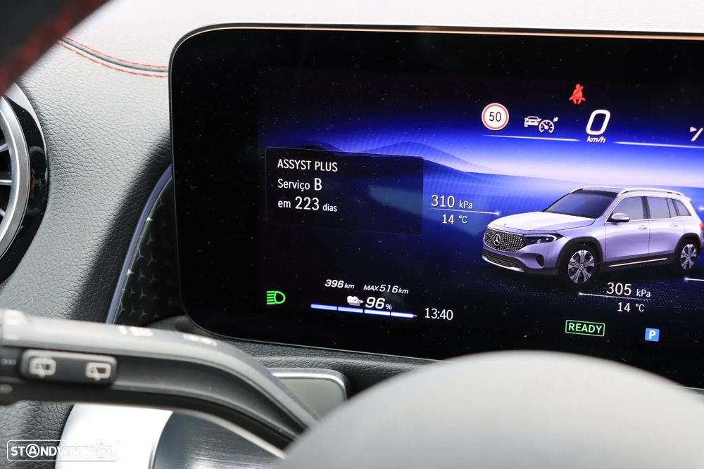 Mercedes-Benz EQB 250+ AMG Line - 27