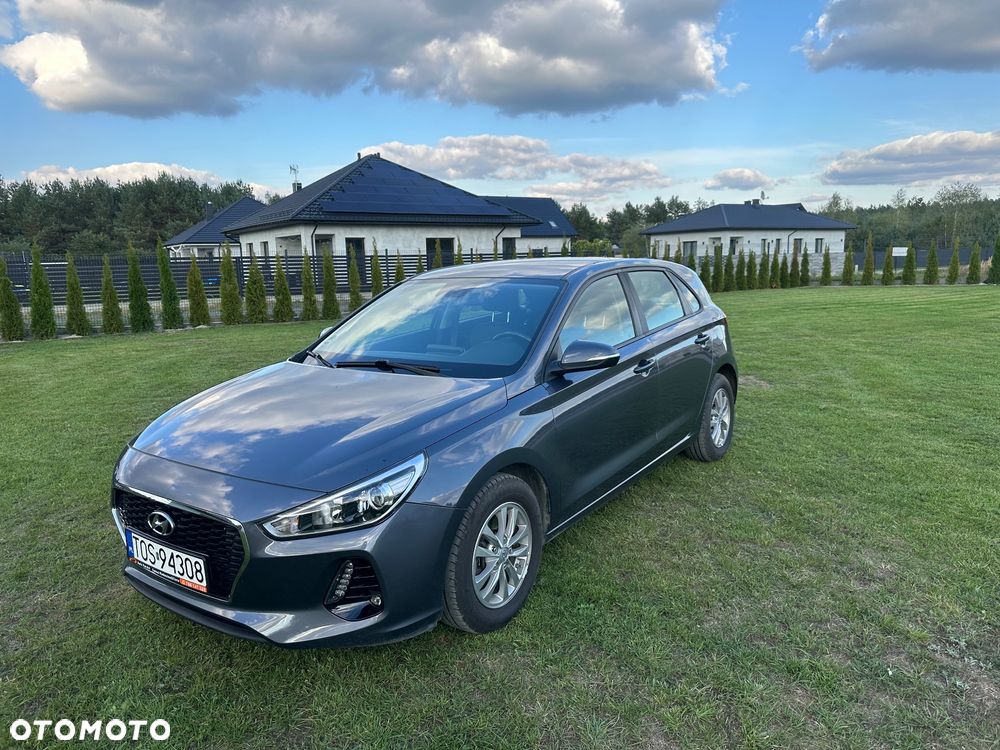 Hyundai i30 1.4 Classic + - 9