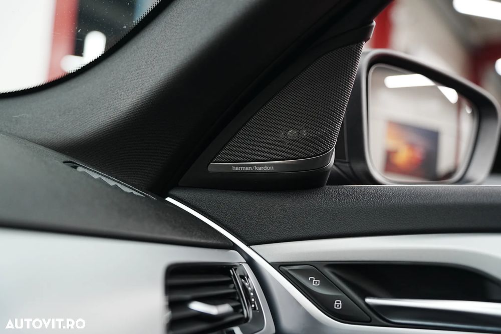 BMW Seria 5 520e Aut. - 37