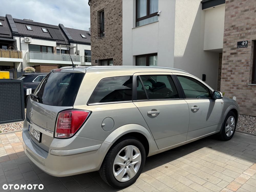 Opel Astra 1.6 - 4